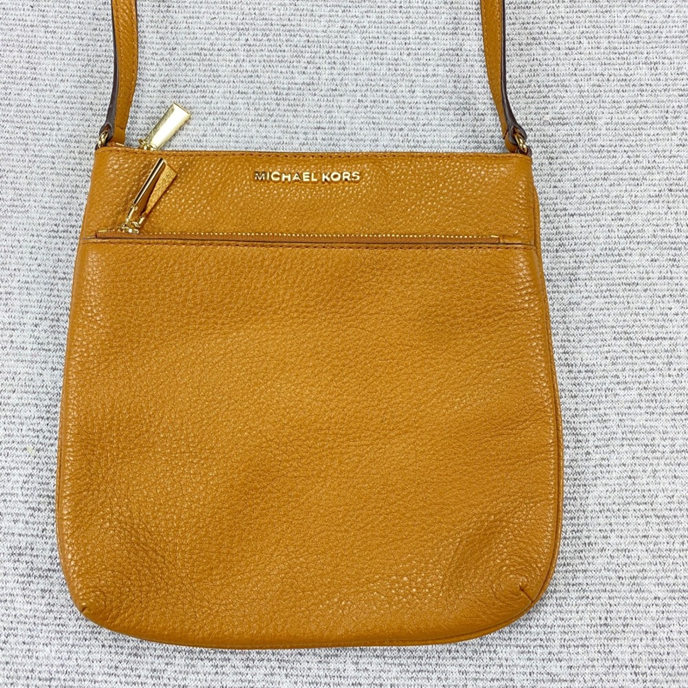 Michael Kors Pebbled Leather Crossbody Bag Yellow Gold Zip Front Pocket - Picture 10 of 14
